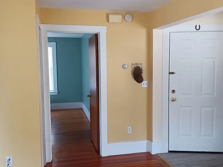 6 Drew St #2 — Photo 2