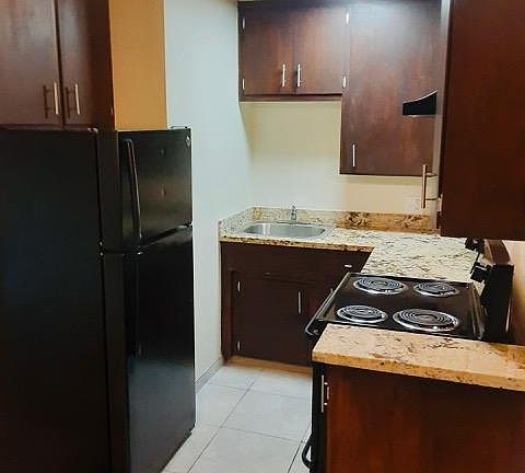 2nd image of 3709 Morse Ave #15