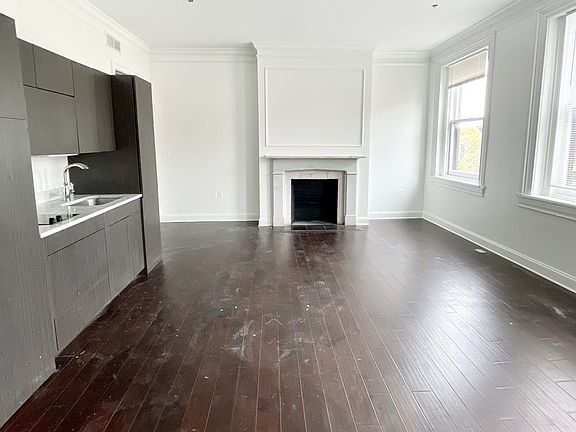 4th image of 917 Saint Paul St APT 7