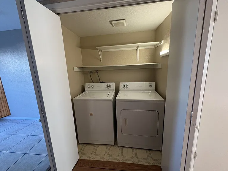 2600 Brookside Dr #20 — Photo 15