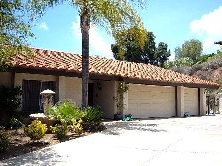 2nd image of 2028 Lundy Lake Dr