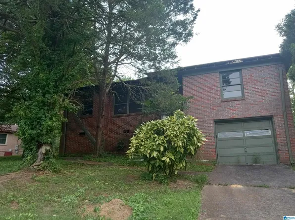 1064 Martinwood Ln, Birmingham, AL 35235