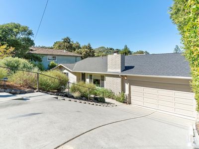 2940 Sherwood Dr, San Carlos, CA, 94070