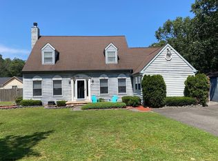 293 Pine Ave, Egg Harbor Township, NJ 08234