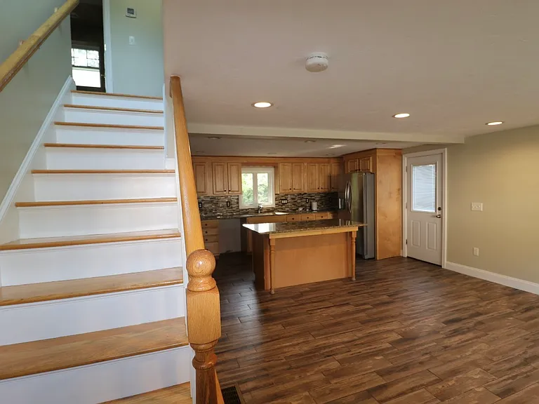 329 Bridge St — Photo 29