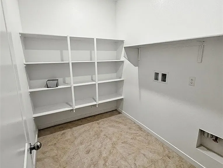 62698 N Crescent St — Photo 5