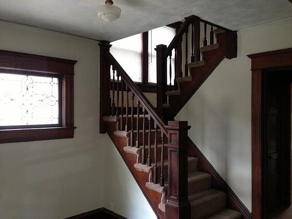 2nd image of 3347 Wyandotte St