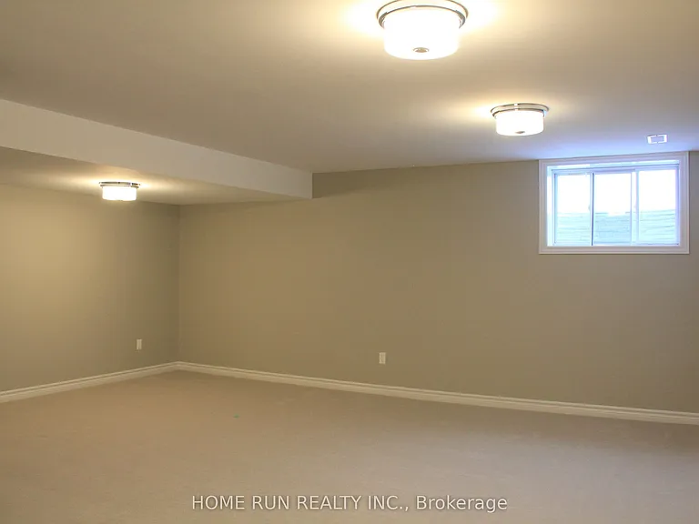 818 Clapham Ter — Photo 16