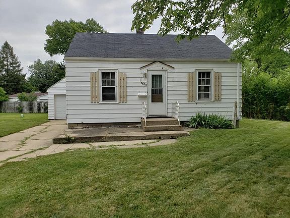 4th image of 3604 N Sterling Ave