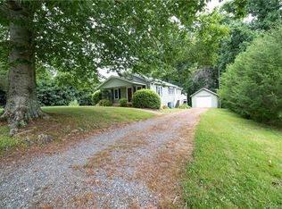 204 Coulter St, Morganton, NC 28655