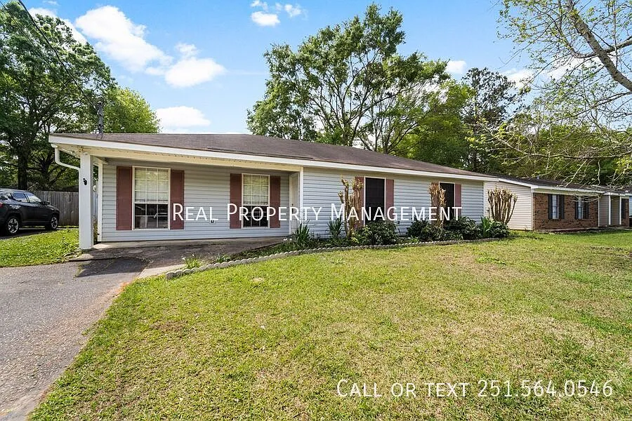 3 Bedroom 2 Bath close to Baker High School — Photo 2