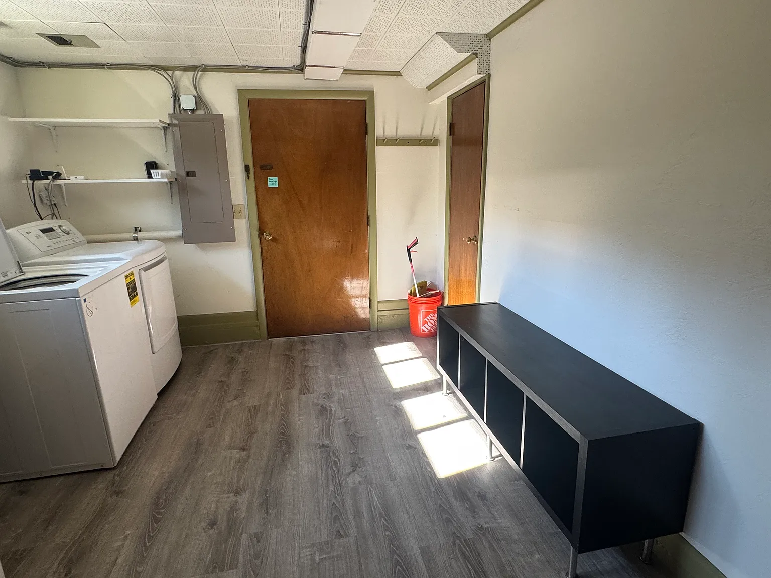 2 bed, 1000 sqft, $1,650 — Photo 4