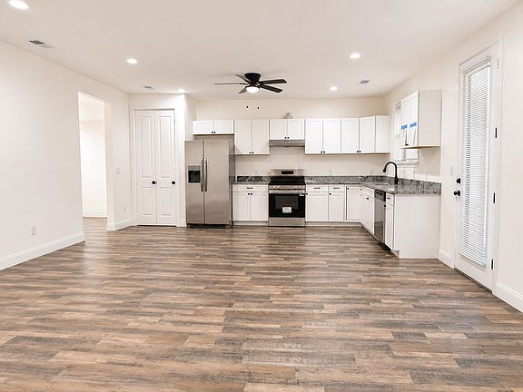 5th image of 1488 Lyndale Ave