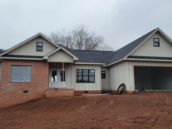 567 Waterford Way, Jacksonville, AL 36265