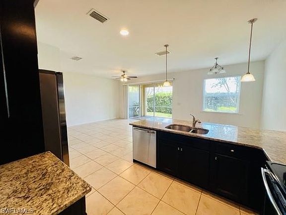 5th image of 10844 Alvara Way