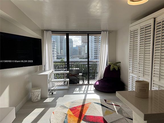 2nd image of 540 SW Brickell Ave #813
