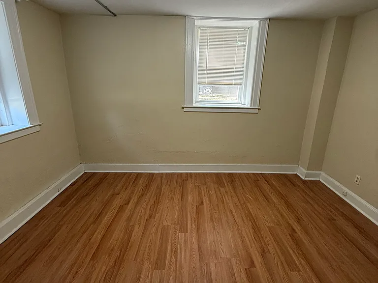 507 Norton Pkwy #0 — Photo 7