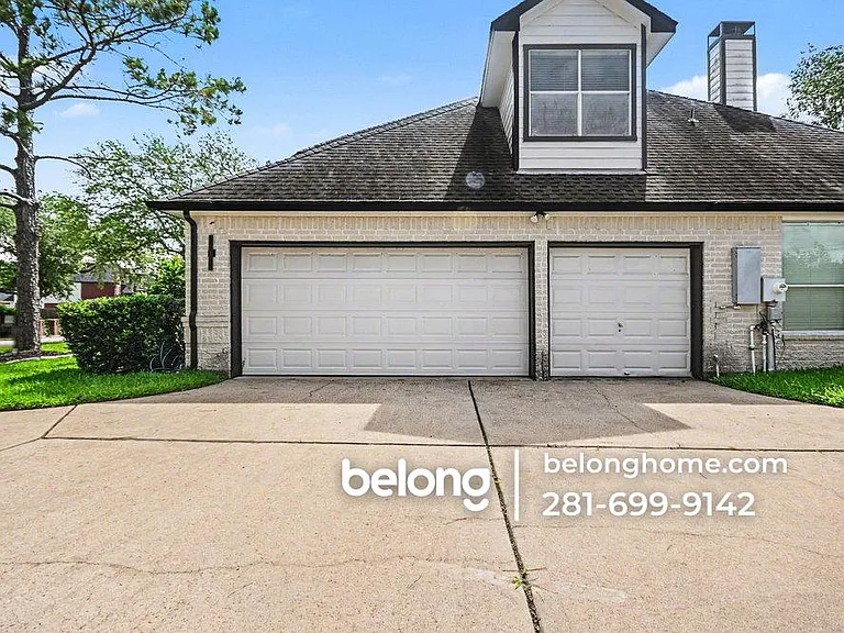 2855 Everett Dr — Photo 6