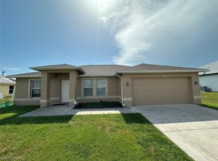 2612 NE 4th Pl, Cape Coral, FL 33909
