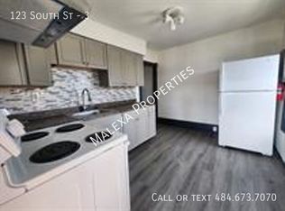 123 South St APT 3, Lehighton, PA 18235