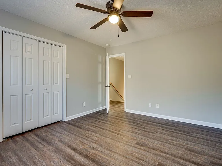 Patriot Park Ct - 529 — Photo 18