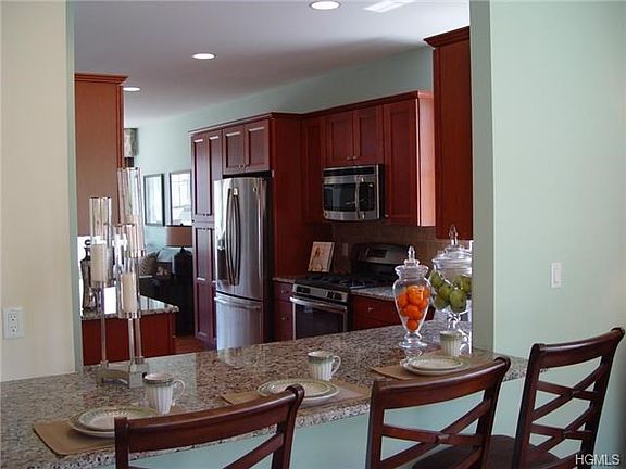 5th image of 97 Fairways Dr #541
