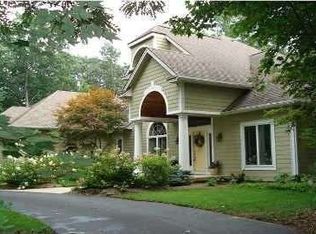 6072 Cannon Highlands Dr NE, Belmont, MI