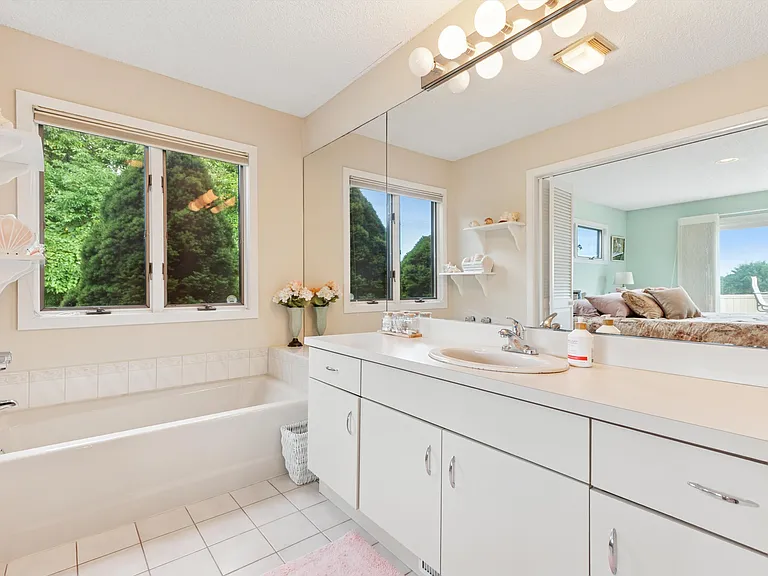 9 Prospect Hill Ln — Photo 12