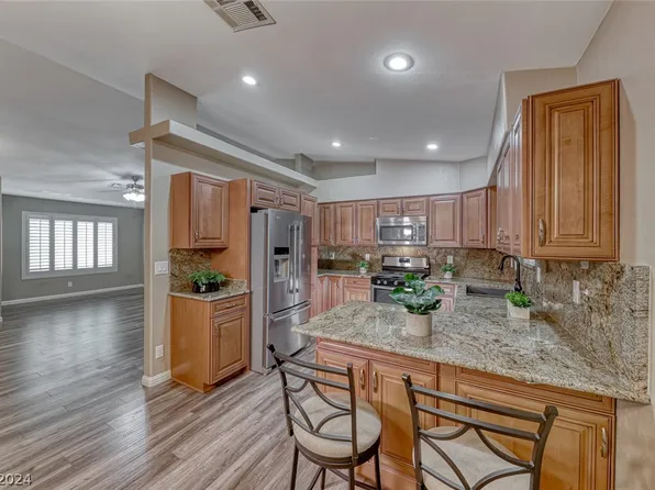 140 Lido Cir, Henderson, NV 89015