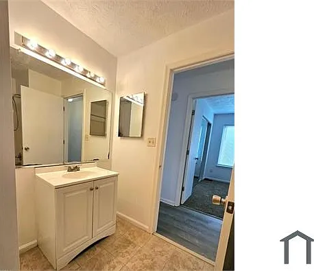 316 Wells Ct — Photo 6