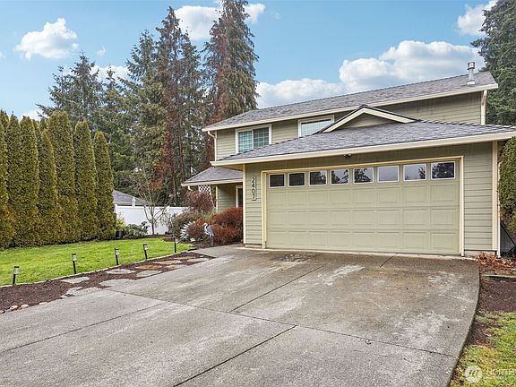 2nd image of 2407 NE 95th Court