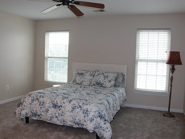 11125 Suffolk Dr — Photo 38