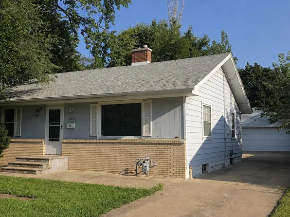 2019 Glenwood Ave, Rockford, IL 61103