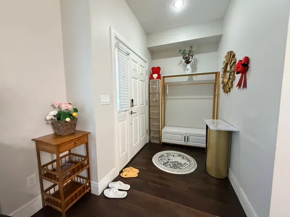 7288 Blundell Rd, Richmond, BC V6Y 1J4