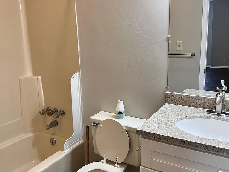 511 Poplar St #D — Photo 28