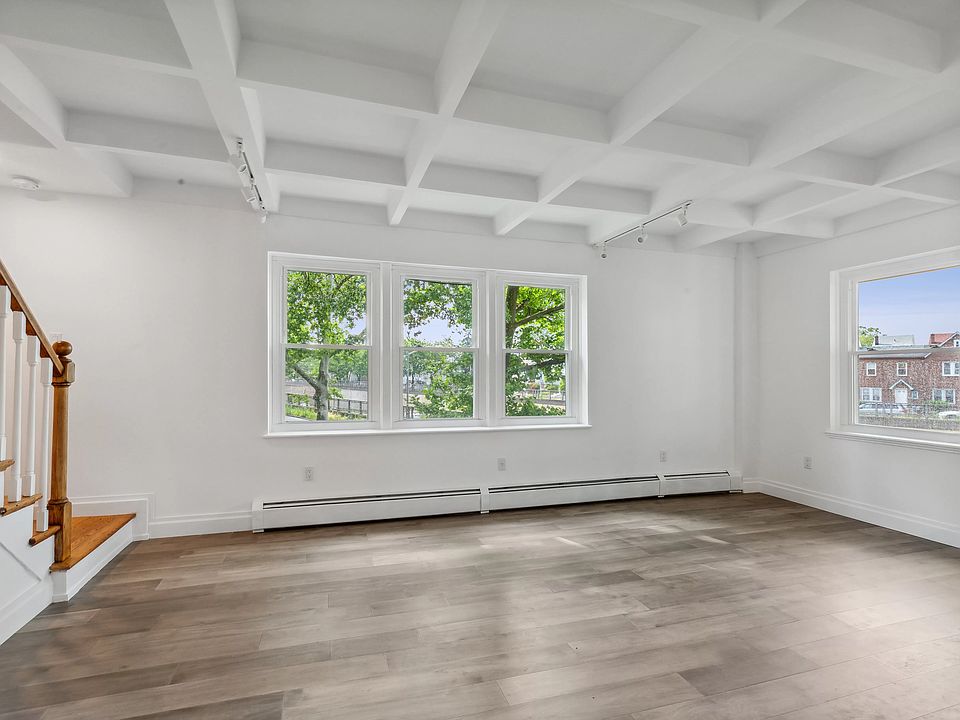 1st image of 147-87 Grand Central Pkwy APT 97D