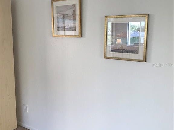 4th image of 1577 Greenlea Dr APT 2