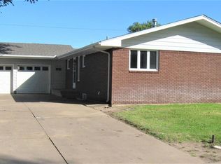5918 Aspen Dr, Great Bend, KS 67530
