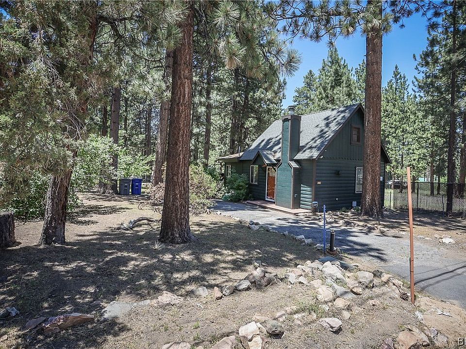 1st image of 610 Eureka Dr