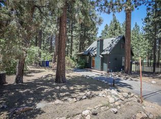 610 Eureka Dr, Big Bear Lake, CA 92315