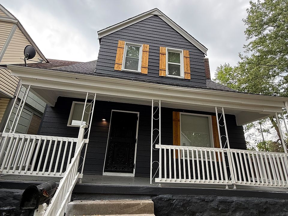 1st image of 3223 Roberts St