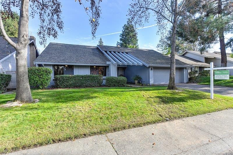 1st image of 5351 Terrace Oak Cir