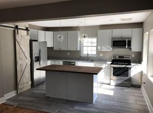 1546 Balsam St, Charleston, SC 29407