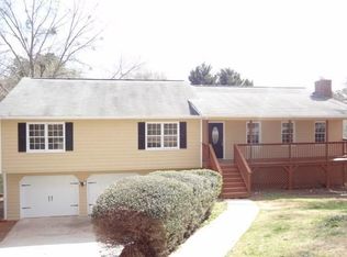 4202 Wrexham Dr, Snellville, GA