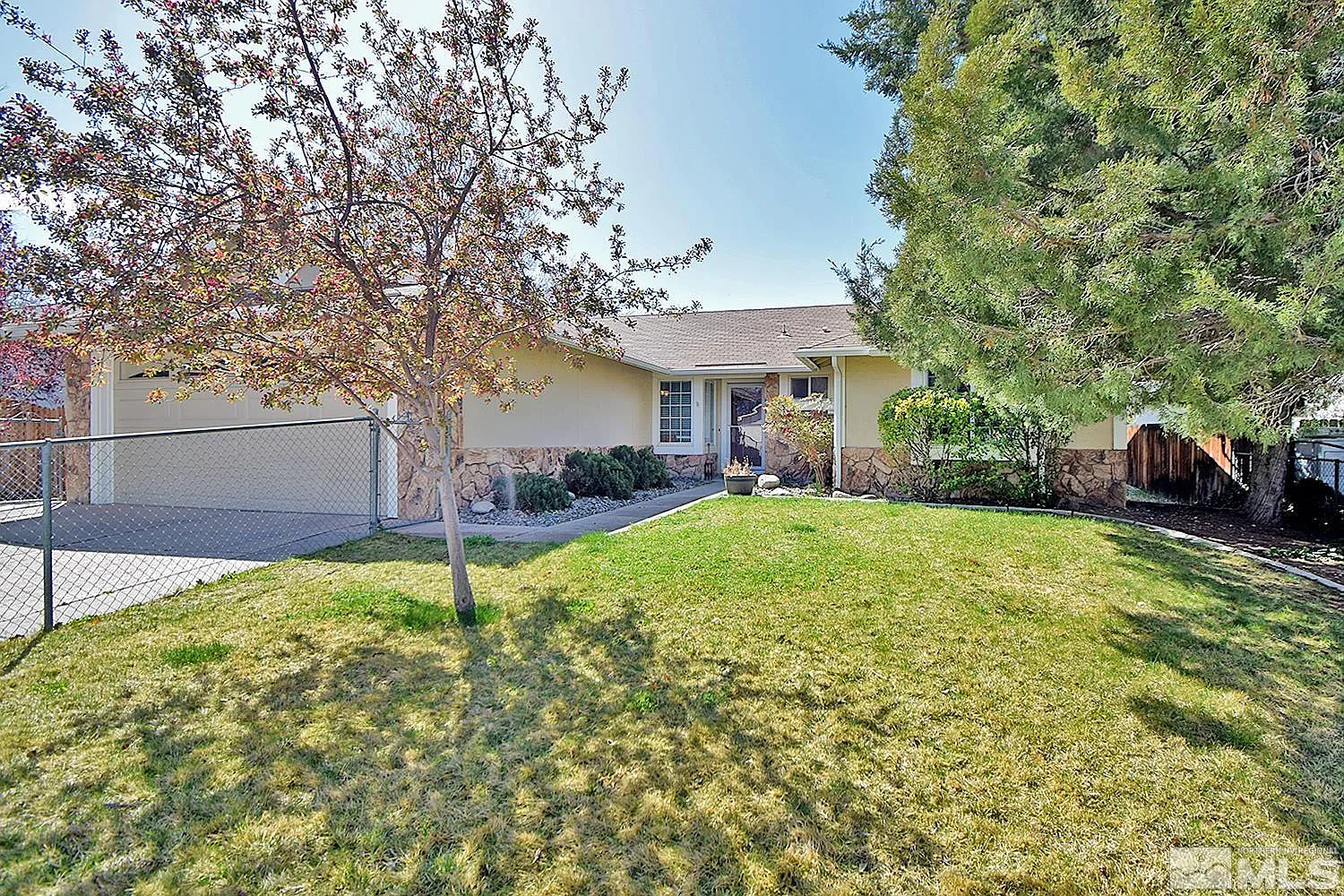 3513 Willowdale Dr photo 1