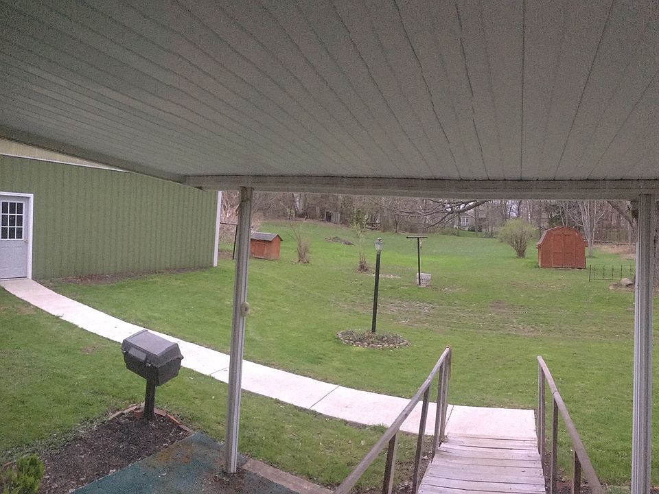 2nd image of 4101 Ridge Pkwy