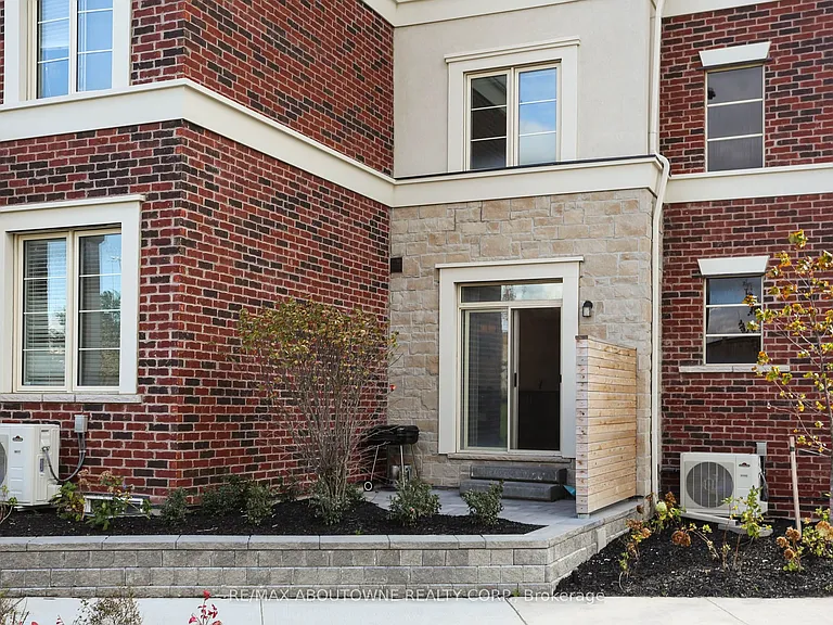 636 Evans Ave #36 — Photo 43