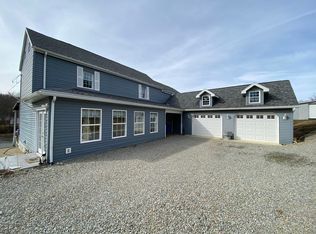 152 Barnhart Rd, Mc Clellandtown, PA 15458