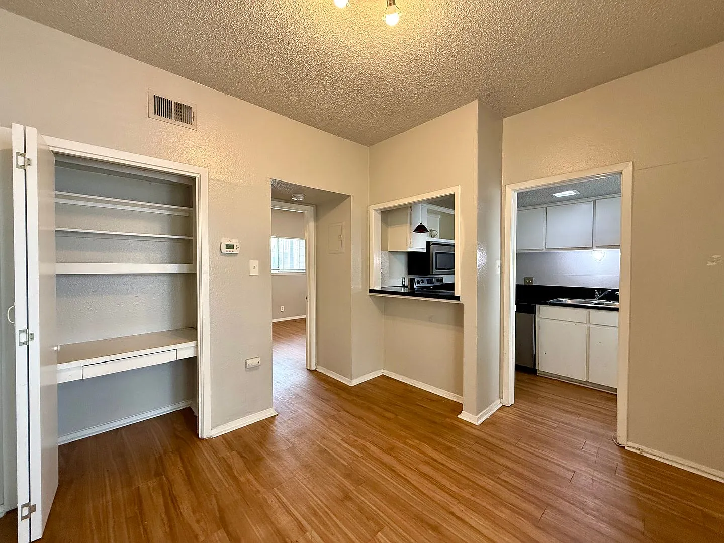 3000 Guadalupe St — Photo 4