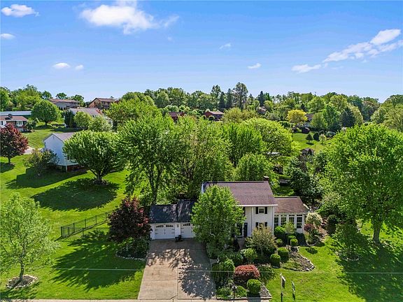 3rd image of 109 Cedarwood Dr